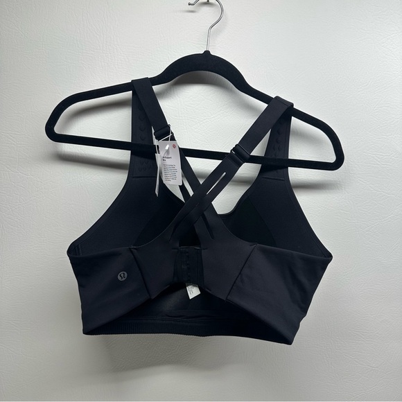 Lululemon Black Sports Bra Air support high support NWT 36DD - Picture 2 of 9